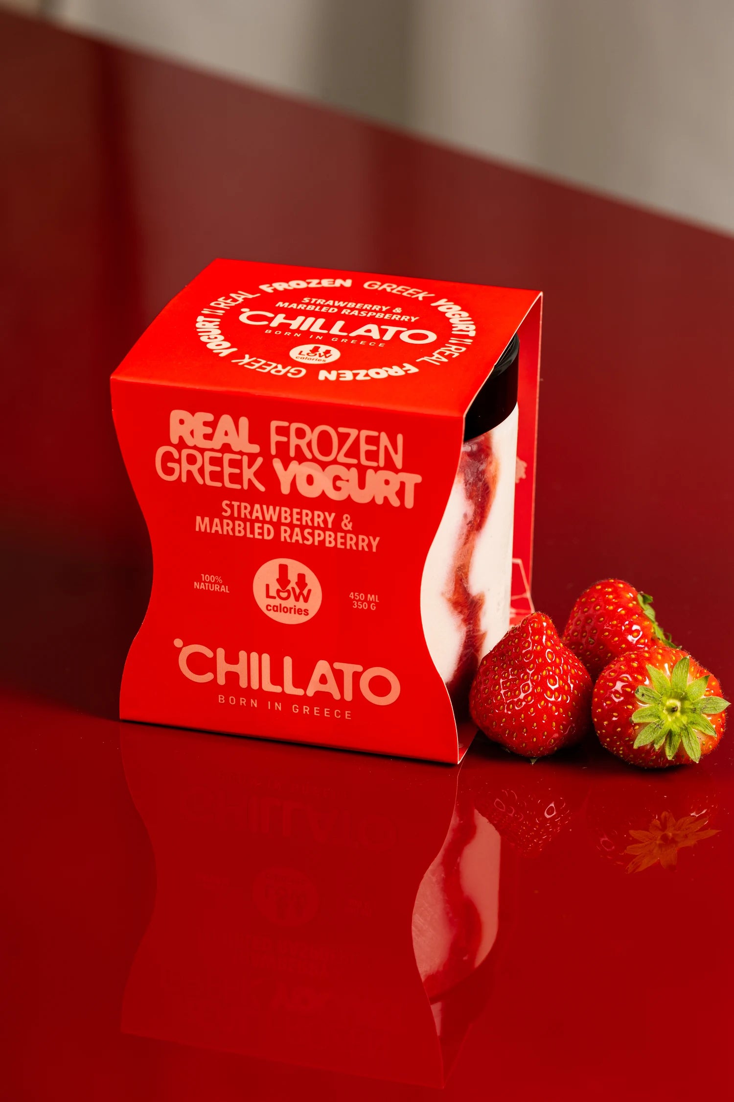 Chillato παγωμένο γιαούρτι με φράουλα Real Frozen Greek Yogurt με φράουλες